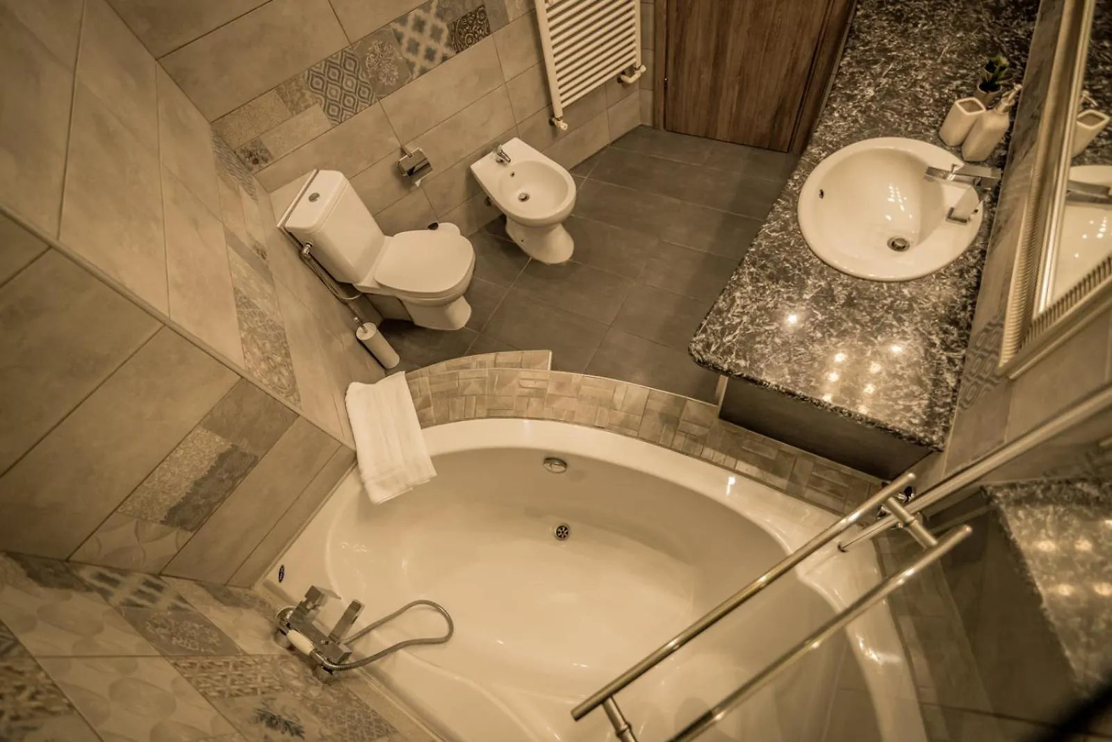 Estia On White Tower Midas Home Project 塞萨洛尼基